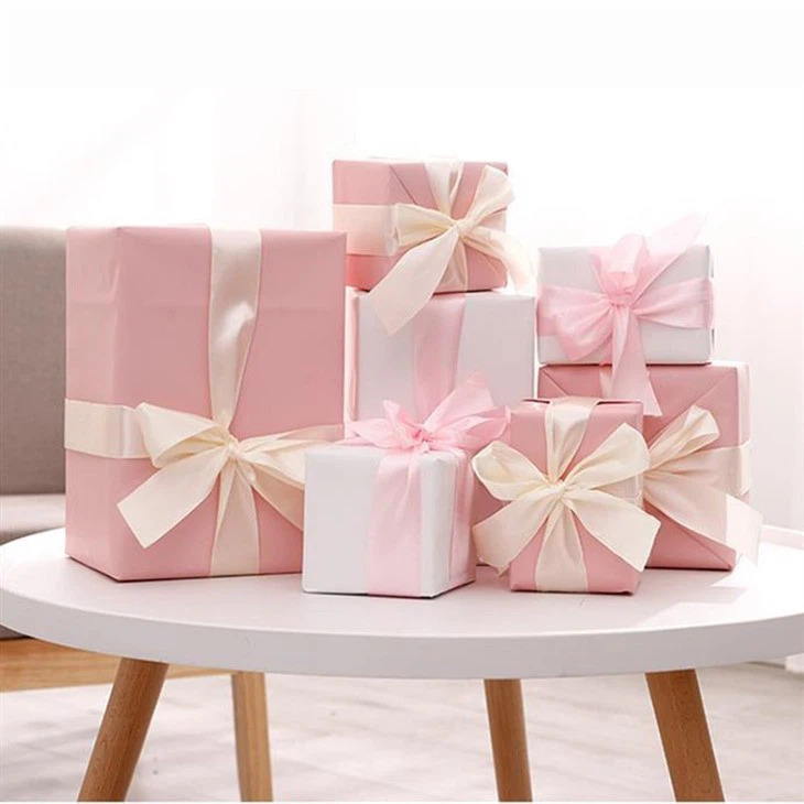 Empty Christmas Gift Boxes (2)